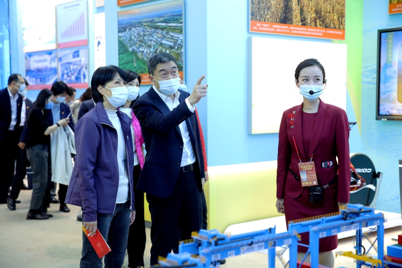 CA88党员干部旅行“奋进新时代”主题成绩展 