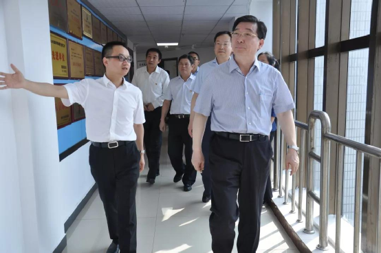 守初心、担使命丨朱洪波到光大包管湖南分公司调研 