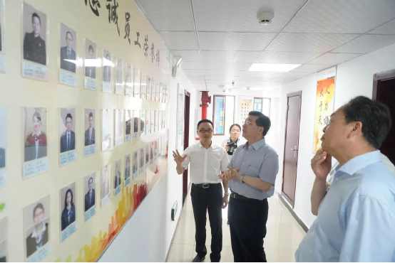 守初心、担使命丨朱洪波到光大包管湖南分公司调研 